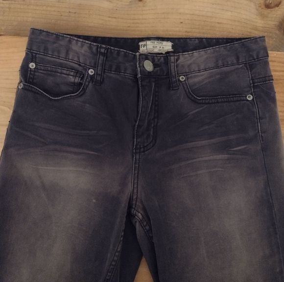 Free People Mid Rise Moto Jeans - Picture 7 of 11